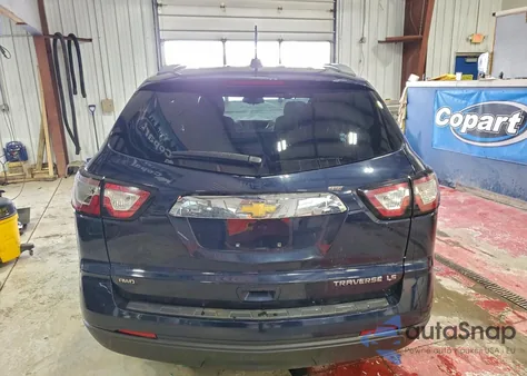 2016 Chevrolet Traverse Ls z USA, uszkodzony, nr VIN 1GNKVFED6GJ158444